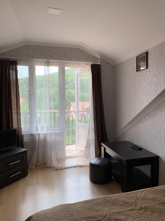 Guest House Iberia Mtskheta Luaran gambar